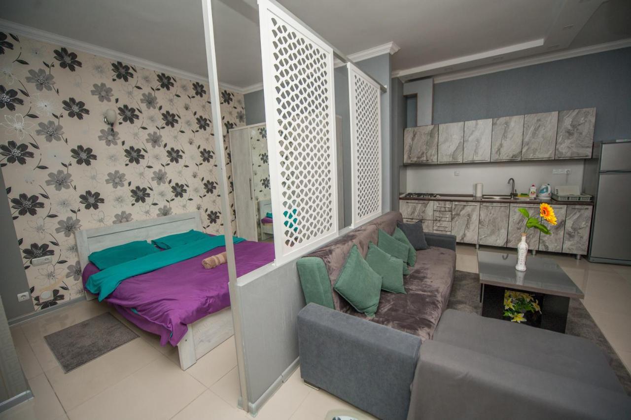 Home Apartments Tbilisi Exterior photo